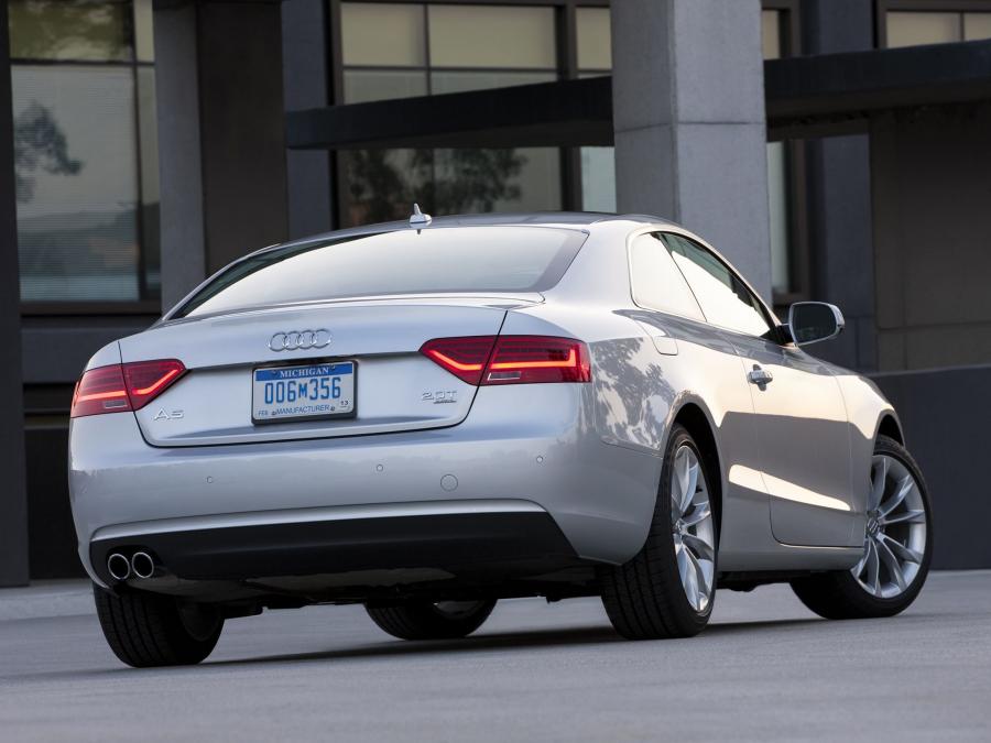  Audi A5 Coupe 2.0T 2012 года  (NA) (фото 50 из 52)